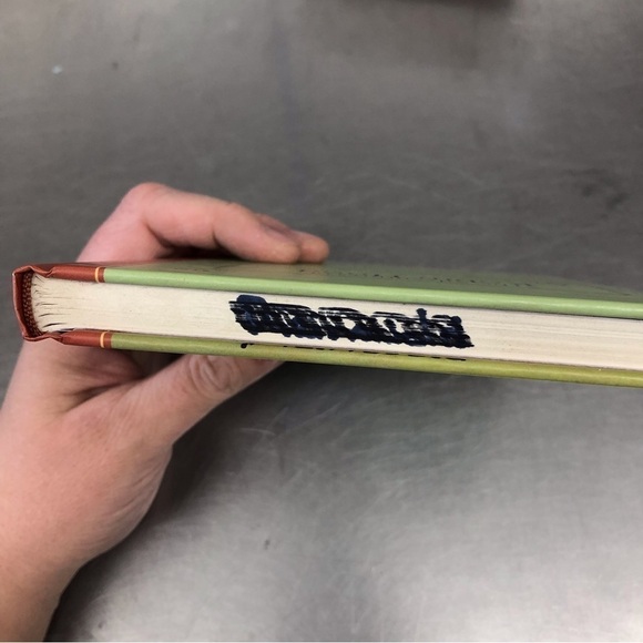 Classic Starts: The Adventures of Robin Hood, Hardback book. - Picture 6 of 6